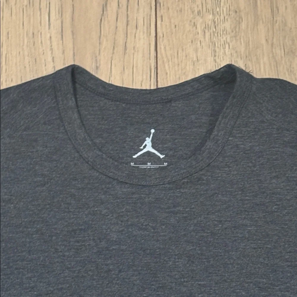 Jordan Brand Athletic Long Sleeve Charcoal Gray Shirt Men’s Size Medium